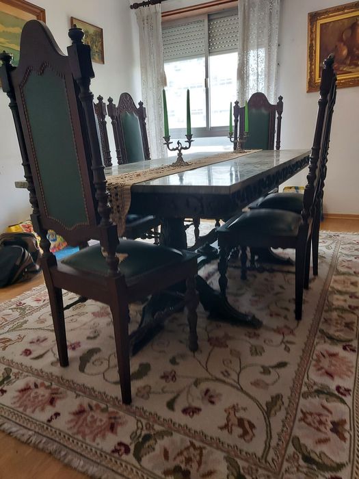 Mesa de sala de jantar com 6 cadeiras em madeira de sucupira