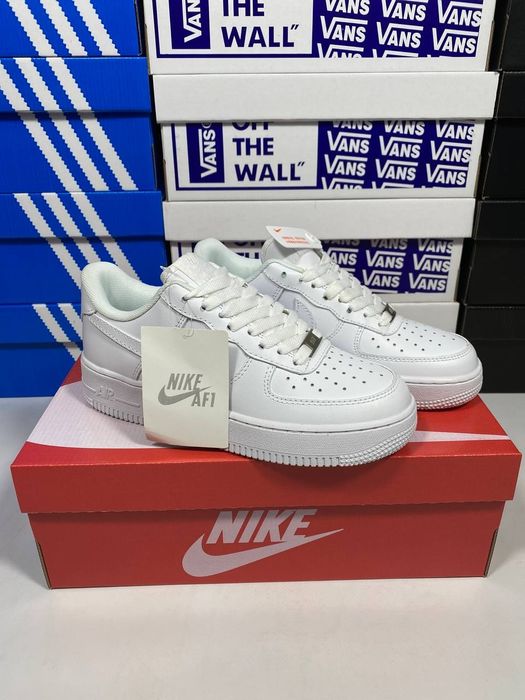 Nike Air force white / женские белые кроссовки / белые кроссовки найк