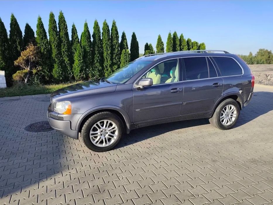 2006 Volvo XC90 2,4 дизель, автомт.  В наявності.  У Львові.  Тільки для діючих військових ЗСУ