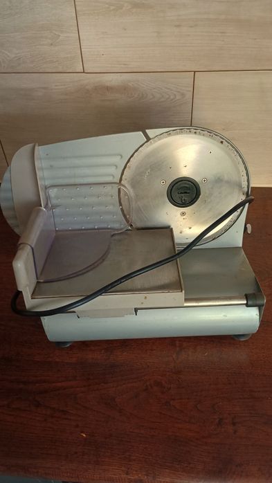 Krajalnica do wędlin/chleba