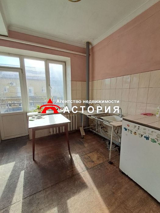 Кімната в гуртожитку пр.Металургів
