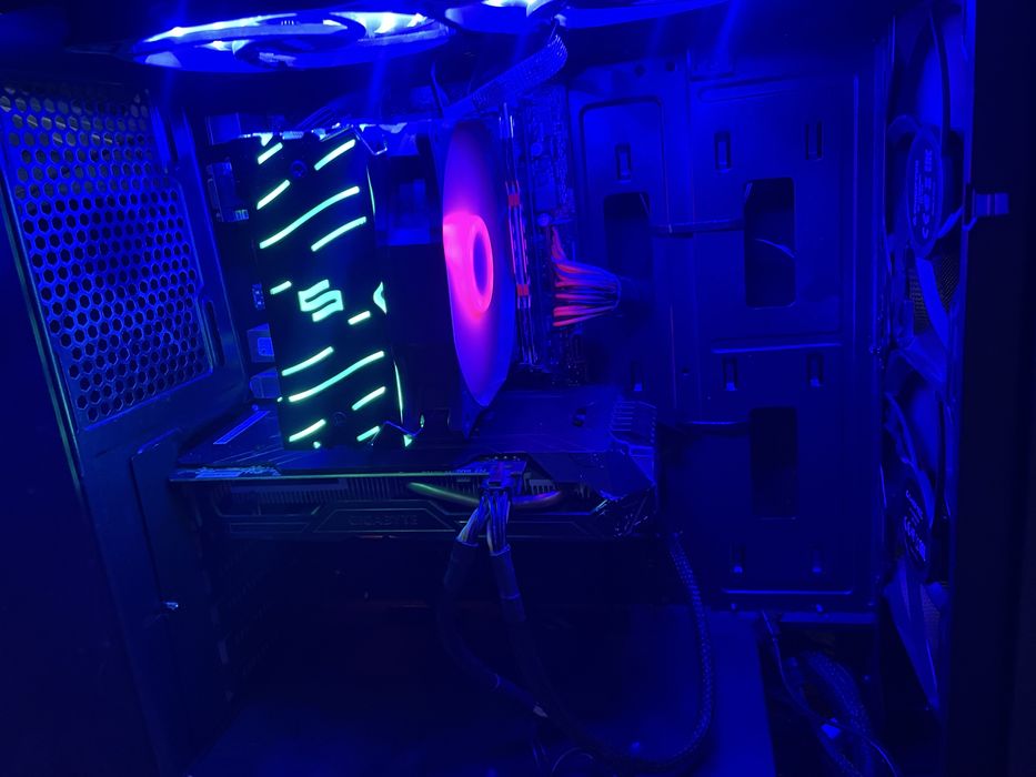 Komputer stacjonarny/do grania