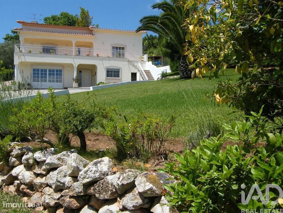 Casa / Villa T4 em A dos Francos de 160,00 m2