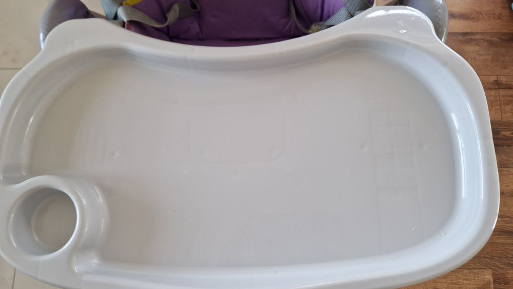 Fotelik do karmienia