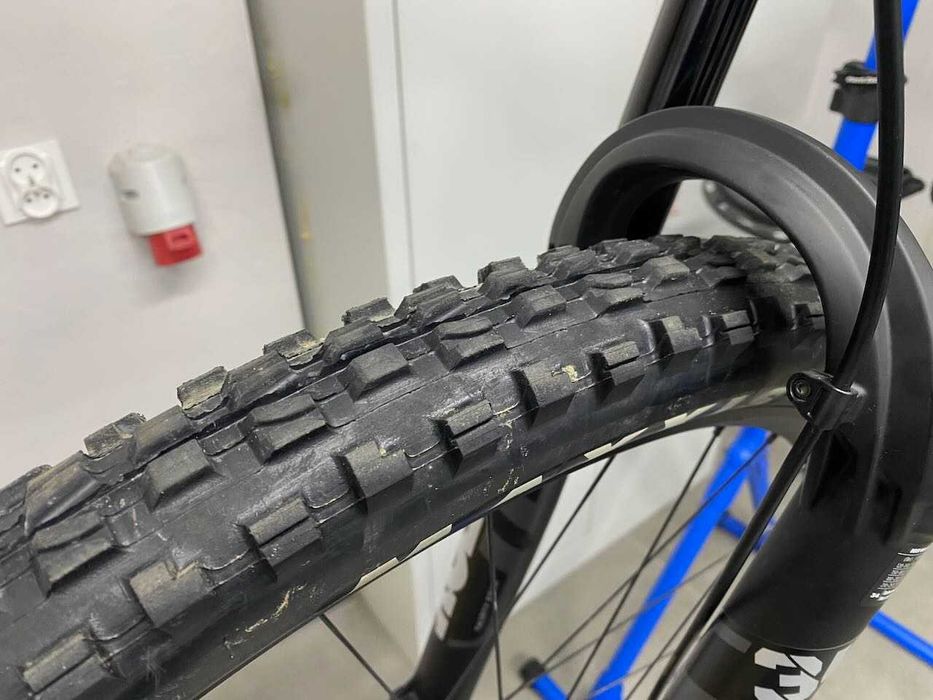 Rower trail MTB Canyon Neuron CF 8 roz. L 2024 super stan