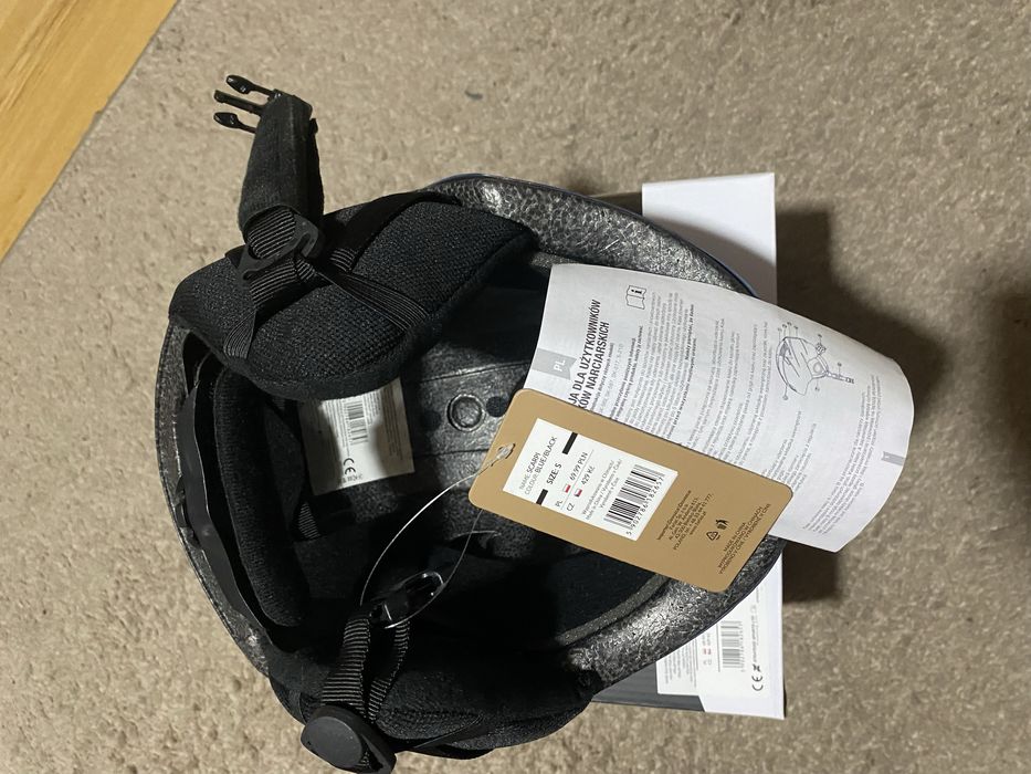 Kask narciarski nowy rozm S