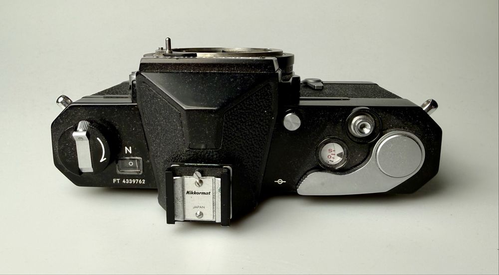 Плівкова камера Nikkormat FT чорна