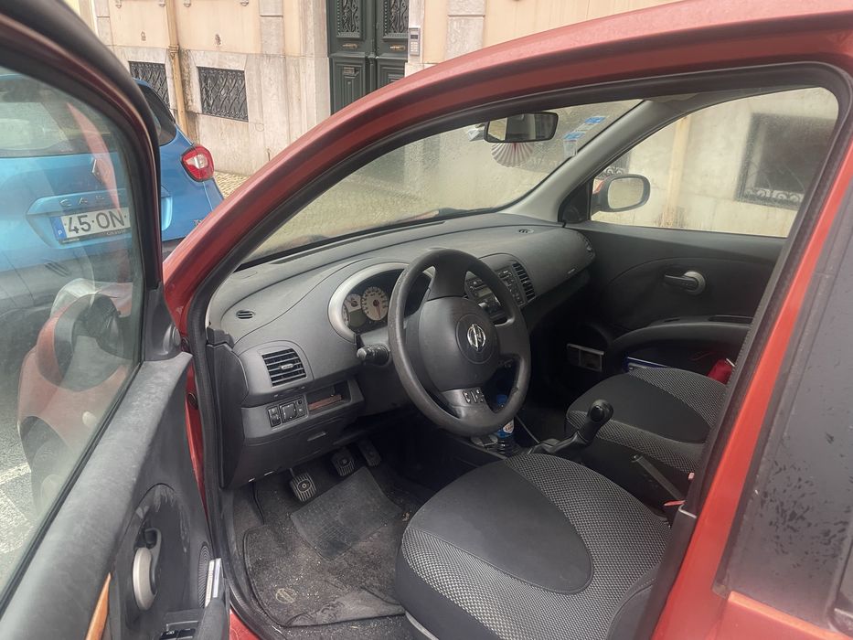 Nissan Micra Cor de laranja