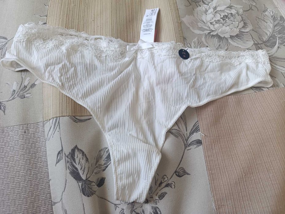 Труси Hunkemöller нові