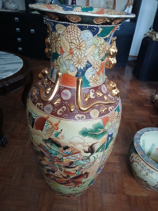 Pote chinês e vaso, muito bonito, anos 80.