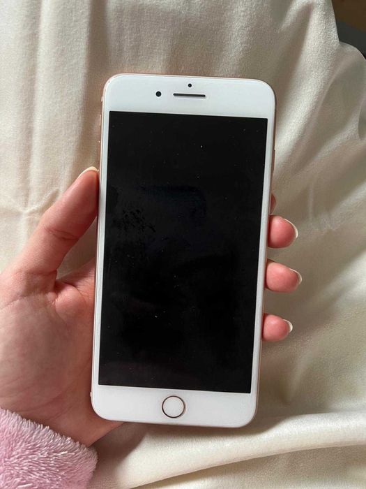 iPhone 8 Plus com capacidade de 256 gb