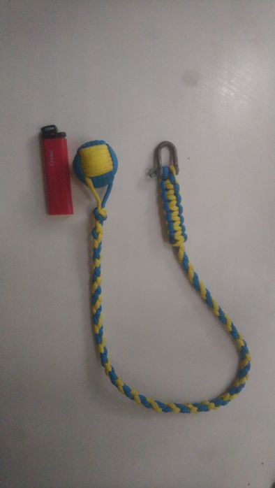 Брелок "обезьяний кулак "