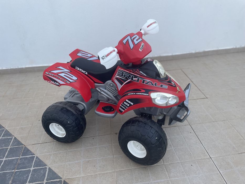 Moto 4 elétrica para crianças