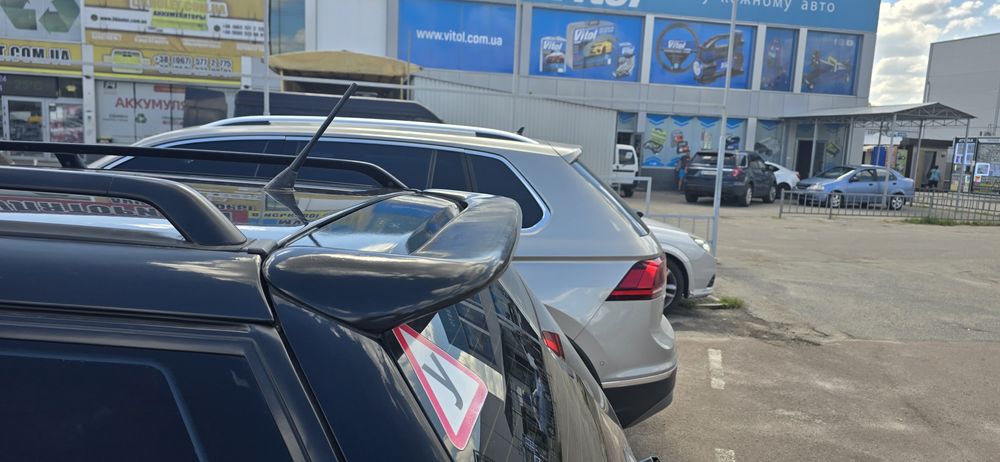 Спойлер Volkswagen  Passat B3 B4 универсал  Фольксваген пасат Б3 Б4
