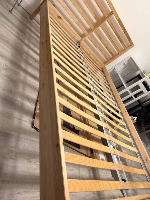 Estrutura cama casal com estrado