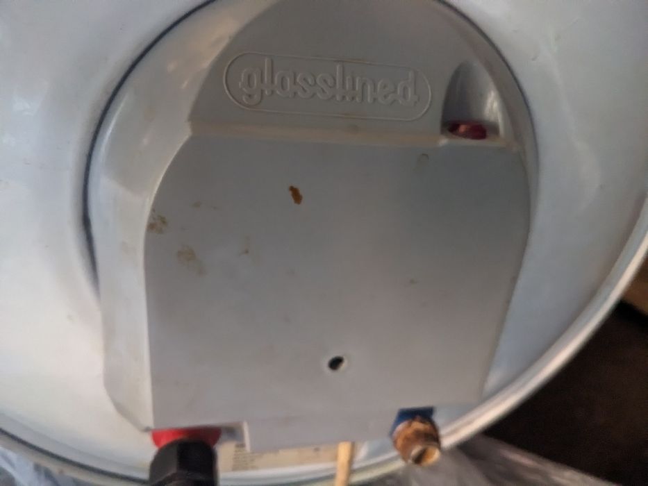 Бойлер ISEA под ремонт