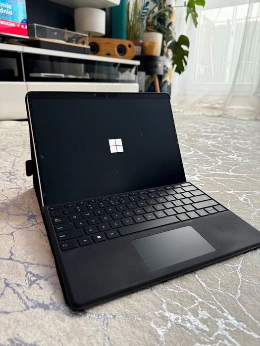!! Okazja !! Super Stan ! Microsoft Surface Pro 9 i5 12 gen 1235U