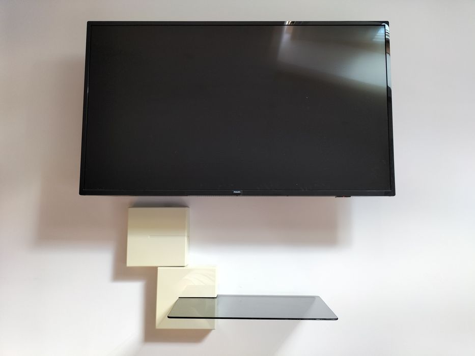 Półka pod dekoder, konsole