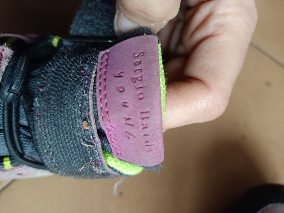 Buty górskie dla dziewczynki