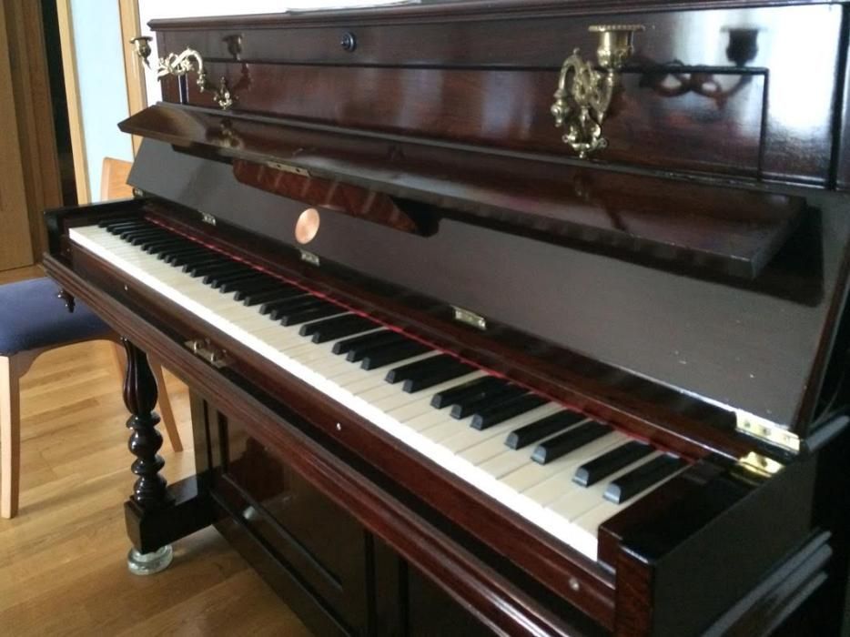 Piano Vertical Clássico (impecável)