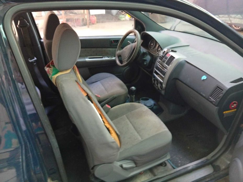 Hyundai Getz às peças ou inteiro - Motor em bom estado.
