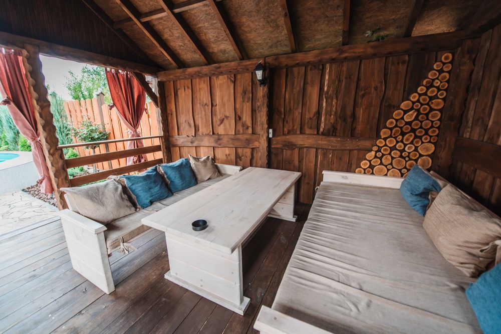 Будинок подобово для святкувань на 10 осіб  з сауною, 5км до Львова