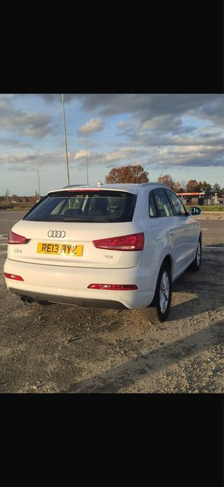 Продам Audi Q3.