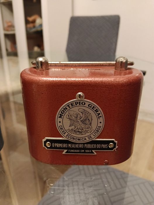 Mealheiros Montepio geral