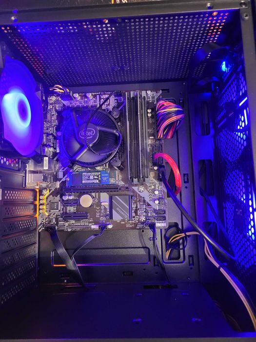 Komputer gamingowy Intel Core i5 8600 - i5 7500, DDR4, SSD M2, HDD,W11
