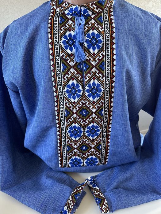 Чоловічі вишиванки ручноі роботи