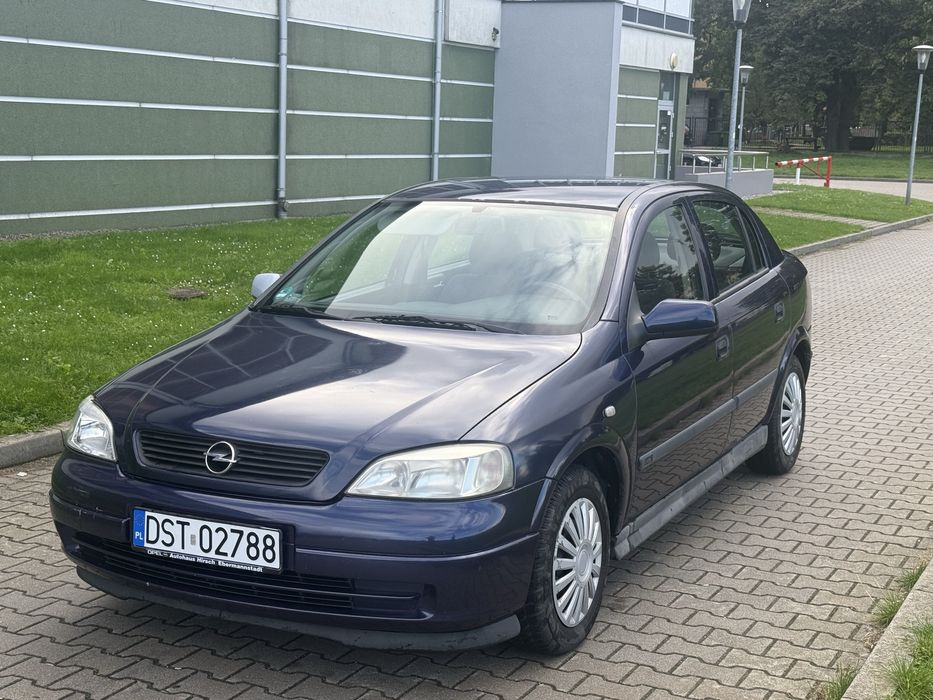 Opel Astra 2001 r 1.6 benzyna