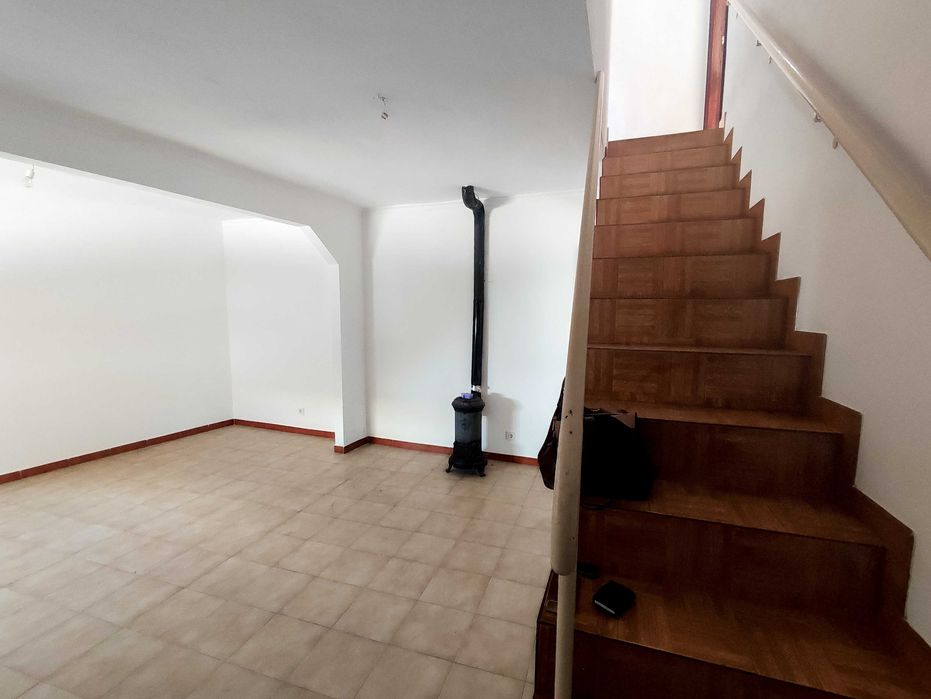 Moradia T3 com Quintal | Oliveira do Douro – Gaia