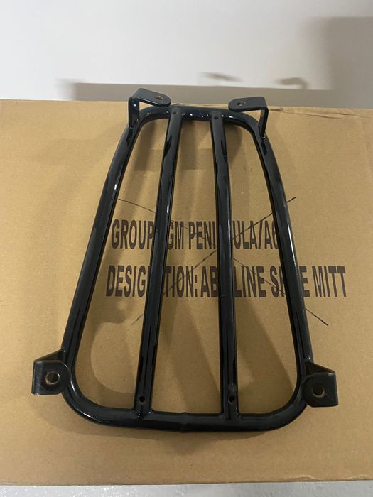 Vespa GTS 125, 200, 250, 300 grelhas