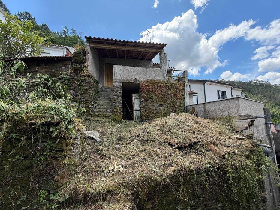 Moradia aldeia de Nogueira - 4km Arganil - Para recuperar