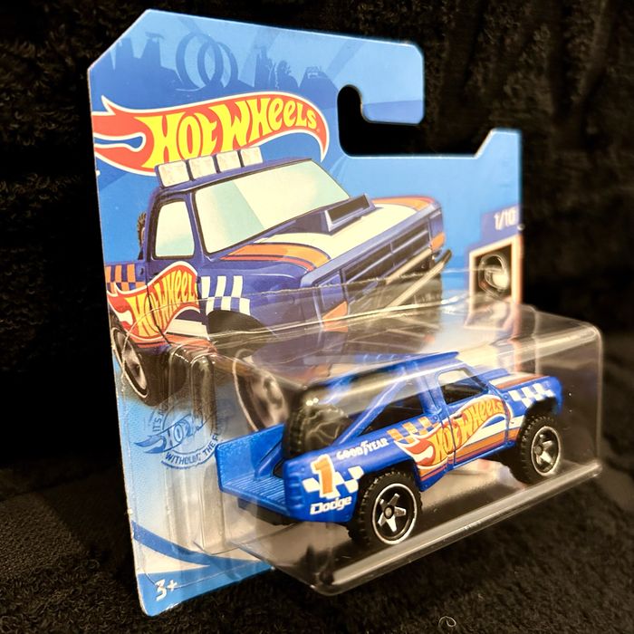 ’87 Dodge D100 - 2021 - Hot Wheels