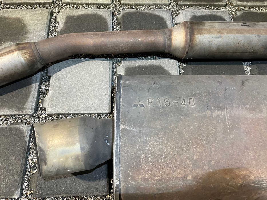 Mitsubishi Lancer Evo 7-8-9 LHD OEM Wydech Katalizator