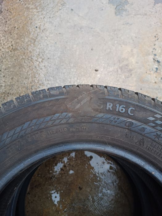 225/65 R16C Continental