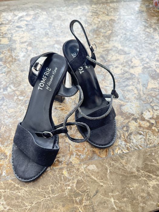 Босоніжки на свято, вечірні або денні