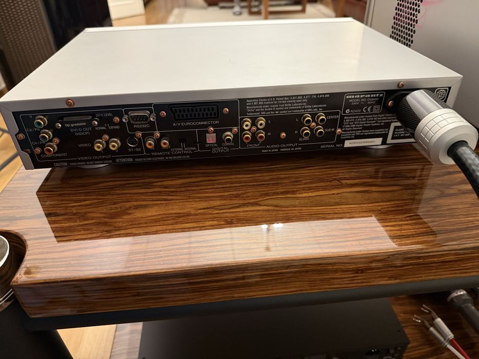 Marantz DV8400 odtwarzacz CD / SACD / DVD