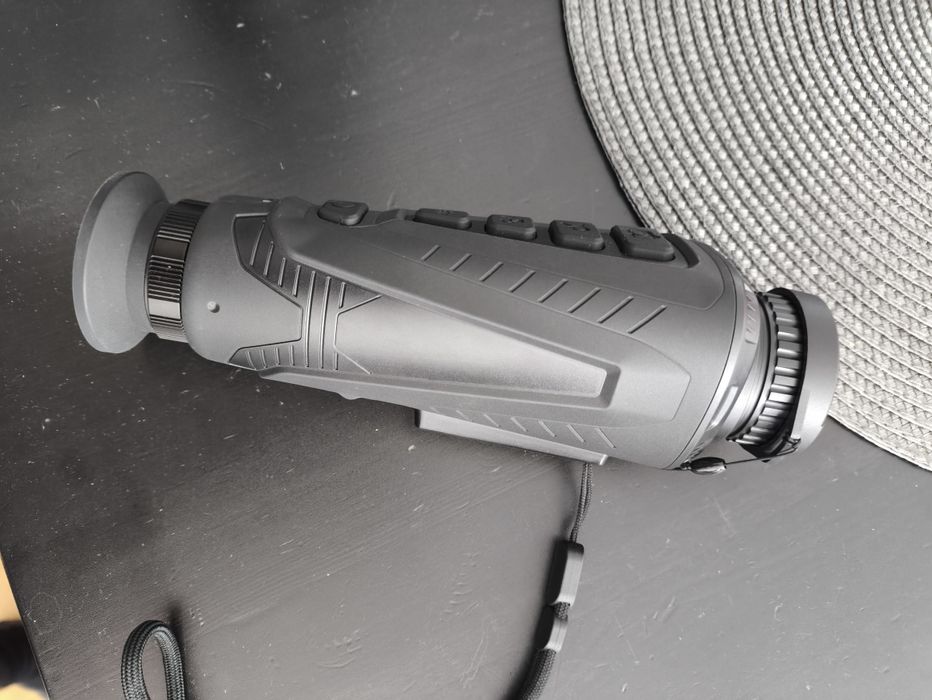 Kamera termowizyjna  – sensor 640×512, obiektyw 35 mm