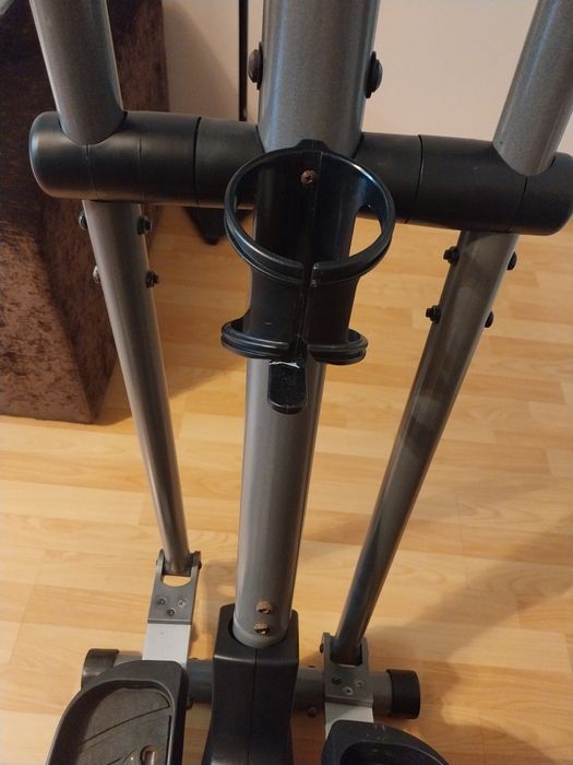 Bicicleta elíptica Pro-Form 595 HR (consola ecrã não funciona)