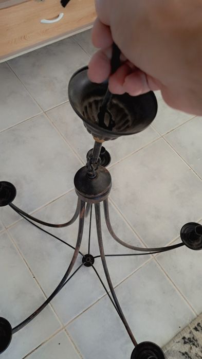 Candeeiro de ferro forjado NEGOCIÁVEL