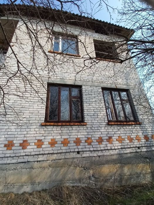 Продаж будинку з ділянкою 17соток