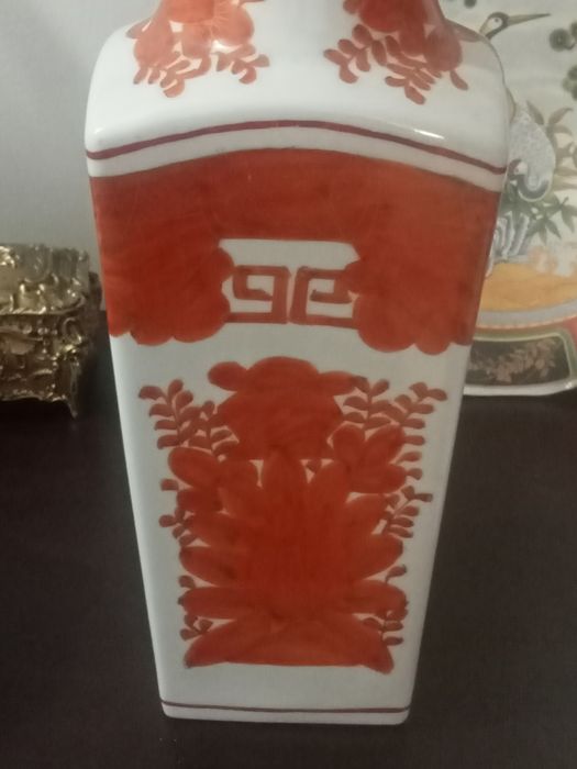 Bela jarra ou outros de porcelana de Macau