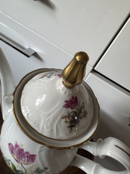 Dzbanek porcelanowy antyk fo kolekcji