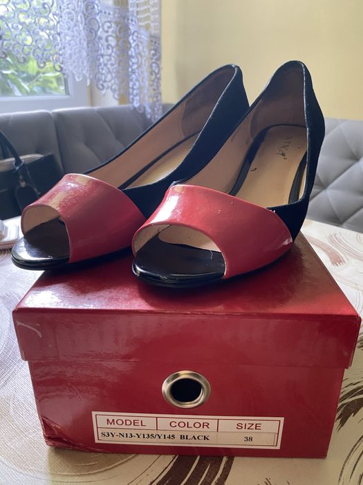 Туфлі жіночі замшові 38 р