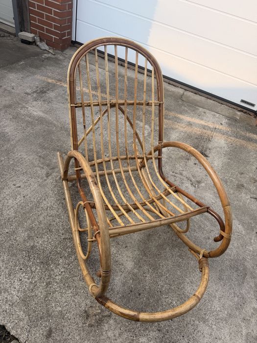 Fotel bujany stary fotel wiklinowy