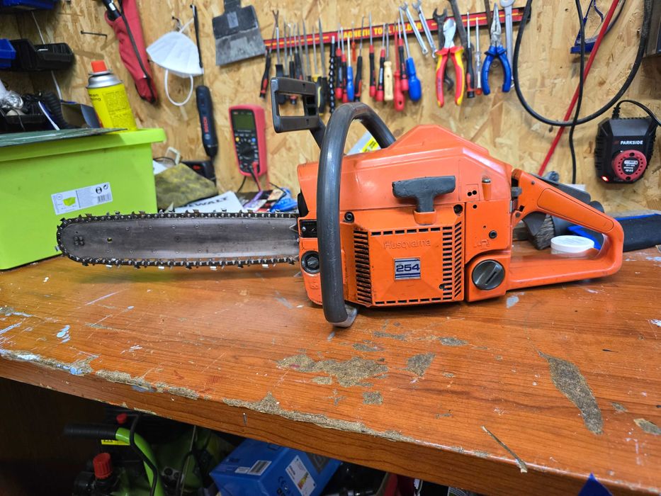 Pilarka Husqvarna 254 piła łańcuchowa spalinowa