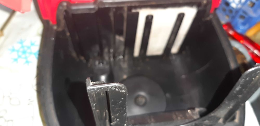 Sucção furiosa no estreito dum canudo