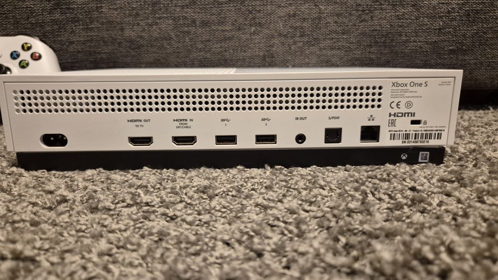 Xbox One S biały + PAD + Forza Horizon 4 + Minecraft | Idealny sta